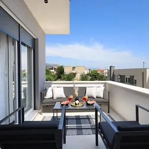 https://bonaca-apartments-with-terrace-and-private-parking.hotels-in-trogir.com