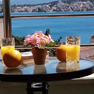 https://apartman-mikola-with-sea-view.hotels-in-trogir.com