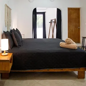 Sonido Del Mar Boutique&yoga Loft , Tulum México