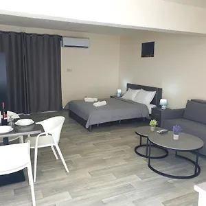 https://leucolla-hill-sea.protaras-cy-hotels.com